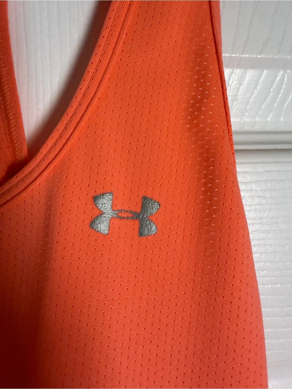 Nike Under Armour Women’s Medium Athletic Tank Top Bundle